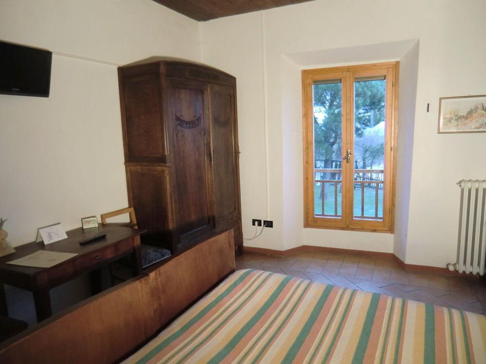 Agriturismo Ca'De'Gatti Faenza Eksteriør bilde