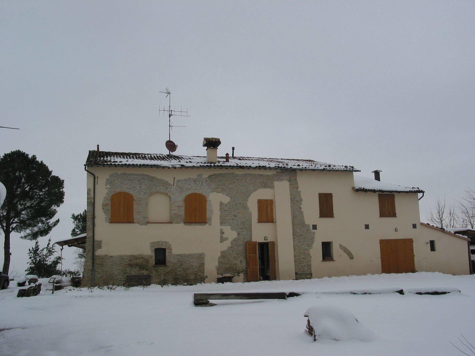Agriturismo Ca'De'Gatti Faenza Eksteriør bilde
